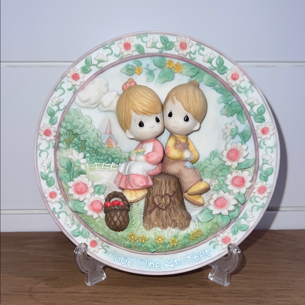 Precious Moments Love One Another Plate - Enesco